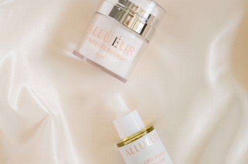 Anti-Aging CBD Moisturizer For Reducing Appearance Of Wrinkles + Hydration Benefits