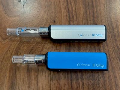LIL BITTY™ – VARIABLE VOLTAGE BATTERY W/ 510 THREAD | 2 COLORS