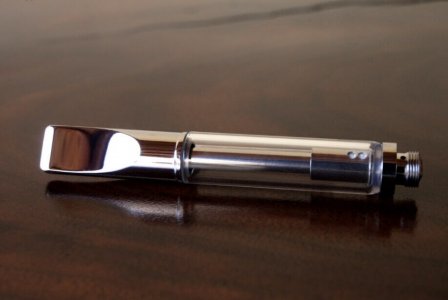 WHOLESALE GLASS VAPE CARTRIDGES (50, 100 UNITS)